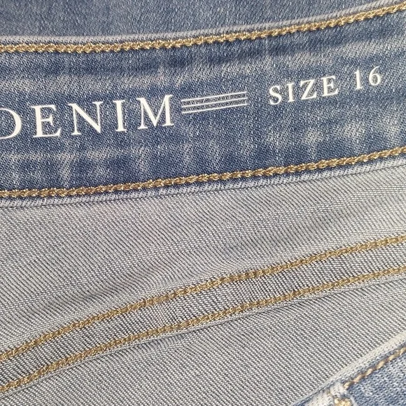 Croft & Barrow Capri Jeans - Picture 9 of 9